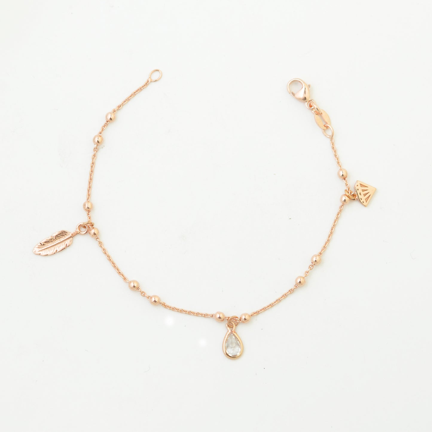 Delicate feather pendant / 925 silver rose gold plated / 14mm