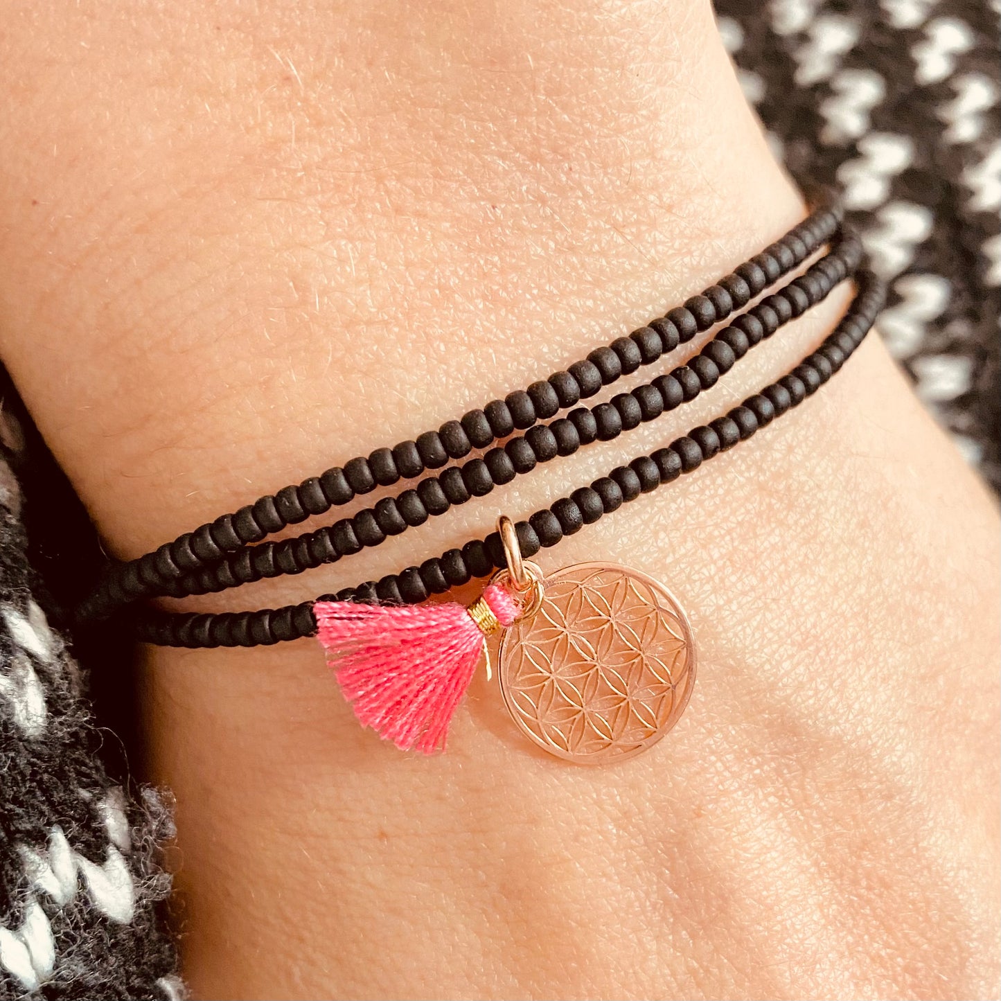 Miyuki Rocailles 11/0 schwarz matt / 15gr. Ø 2mm (0401F)