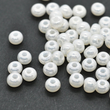 Preciosa Rocailles / cream pearl 4mm 6/0  Ø4mm / 15gr.