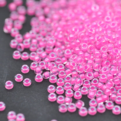 Miyuki Rocailles 11/0 neon pink inside colored / 15gr. / Ø 2mm (4301)