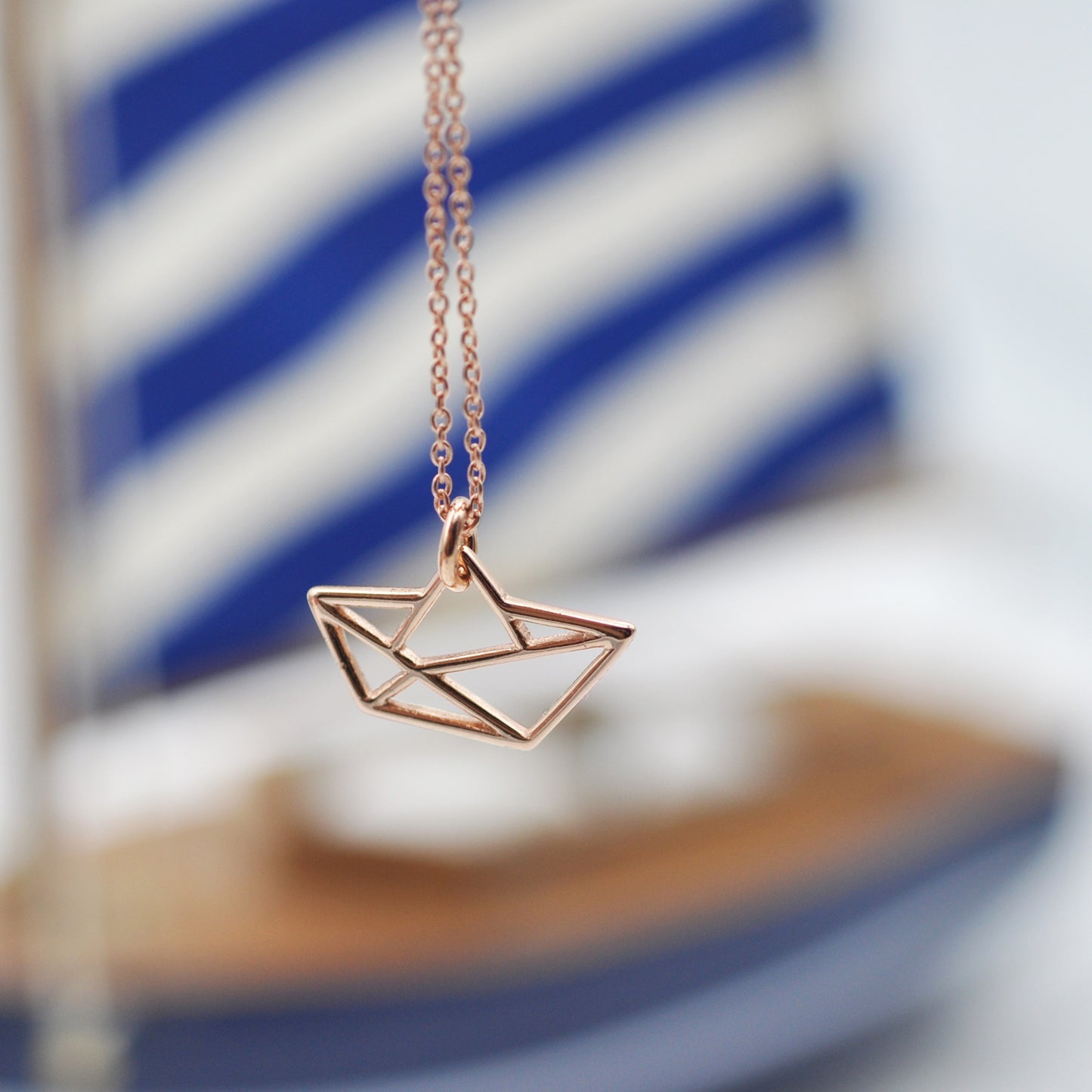 Zarte Origami Papierboot Papierschiff Kette / 925er Sterling Silber 18k rosévergoldet / Feine Erbskette